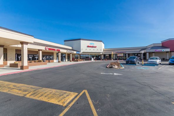 Five Mile Plaza: 10500 W Overland Rd, Boise, ID 83709